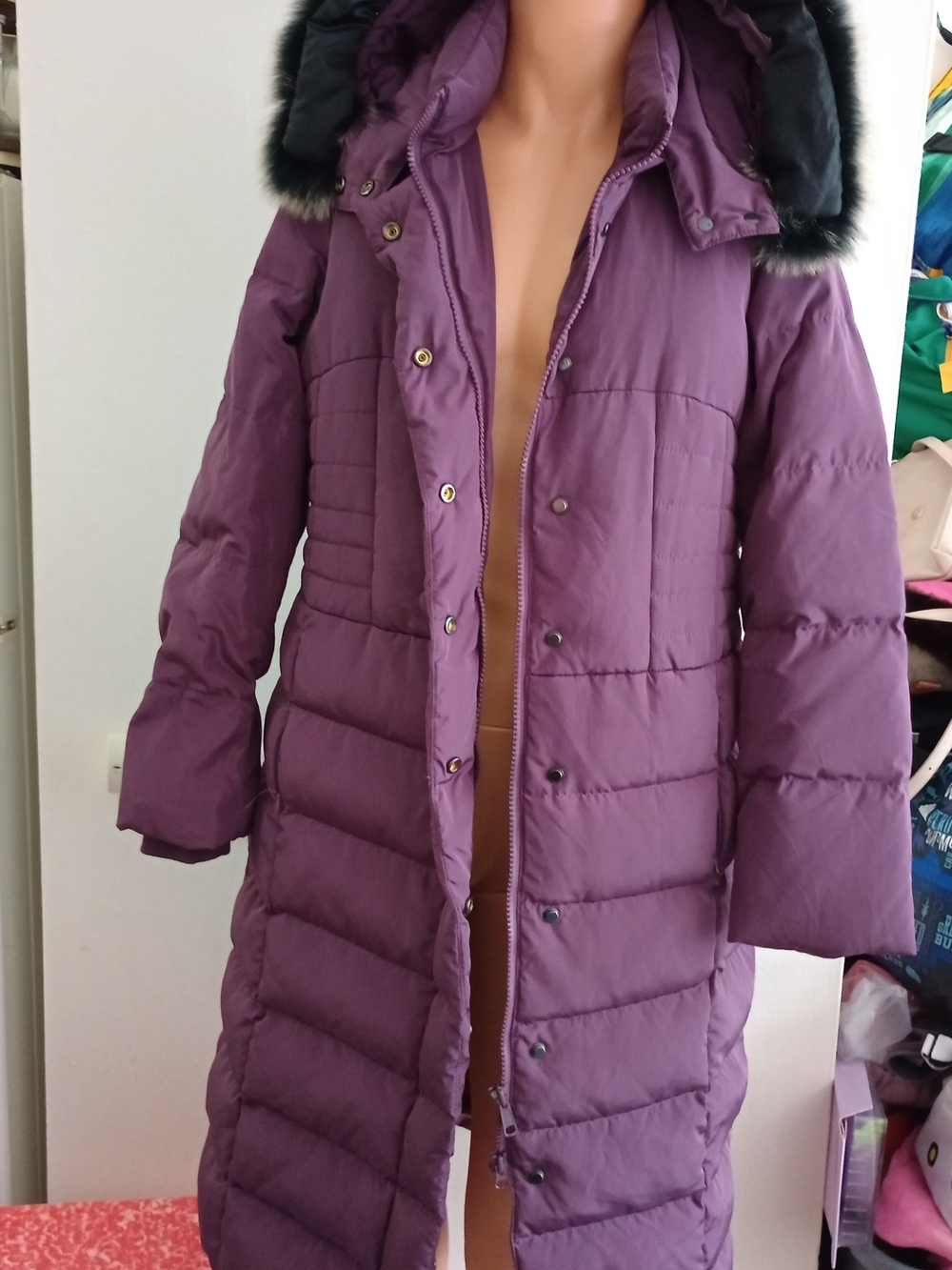 Purple Molodo long down puffer coat features a quilted maxi-length design